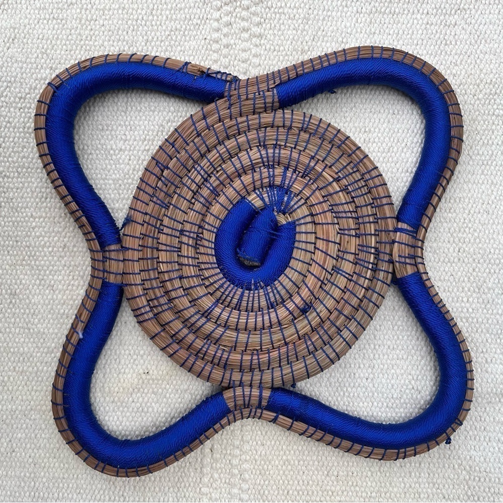 Pine Needle Wrapped Handwoven Honduran Trivet-$ for Women in Honduras 🇭🇳